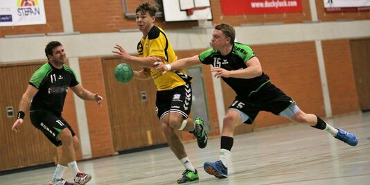 Herren 1 | Knappe 30:28 Derbyniederlage (16:13) gegen Haching zum Jahresende