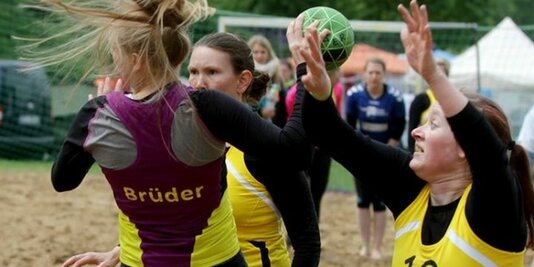 Brüder gewinnen Karacho Cup