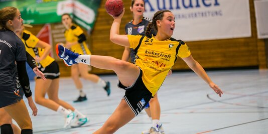 Damen 1 gewinnen gegen Winkelhaid