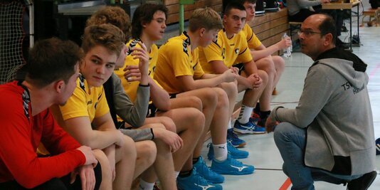 mB: Im Notfall auch mit links