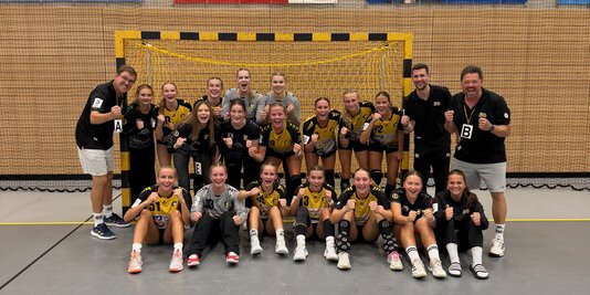 Wiesn-Wahnsinn in der Isarena: IsarDevils feiern grandiosen Heimsieg gegen die HSG Stuttgart/ Metzingen